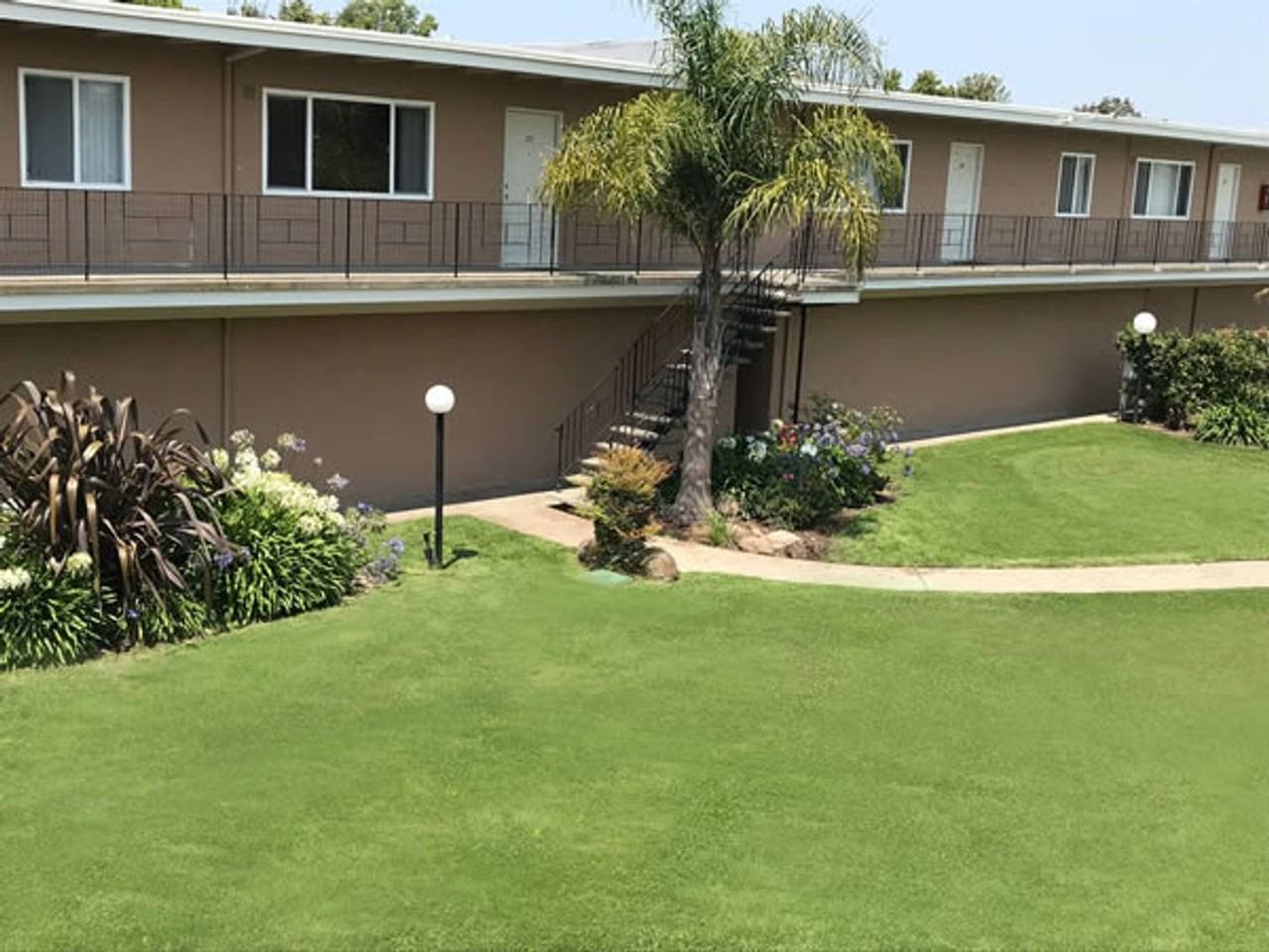 ALAMEDA PARK APARTMENTS - Photo 4 of 50