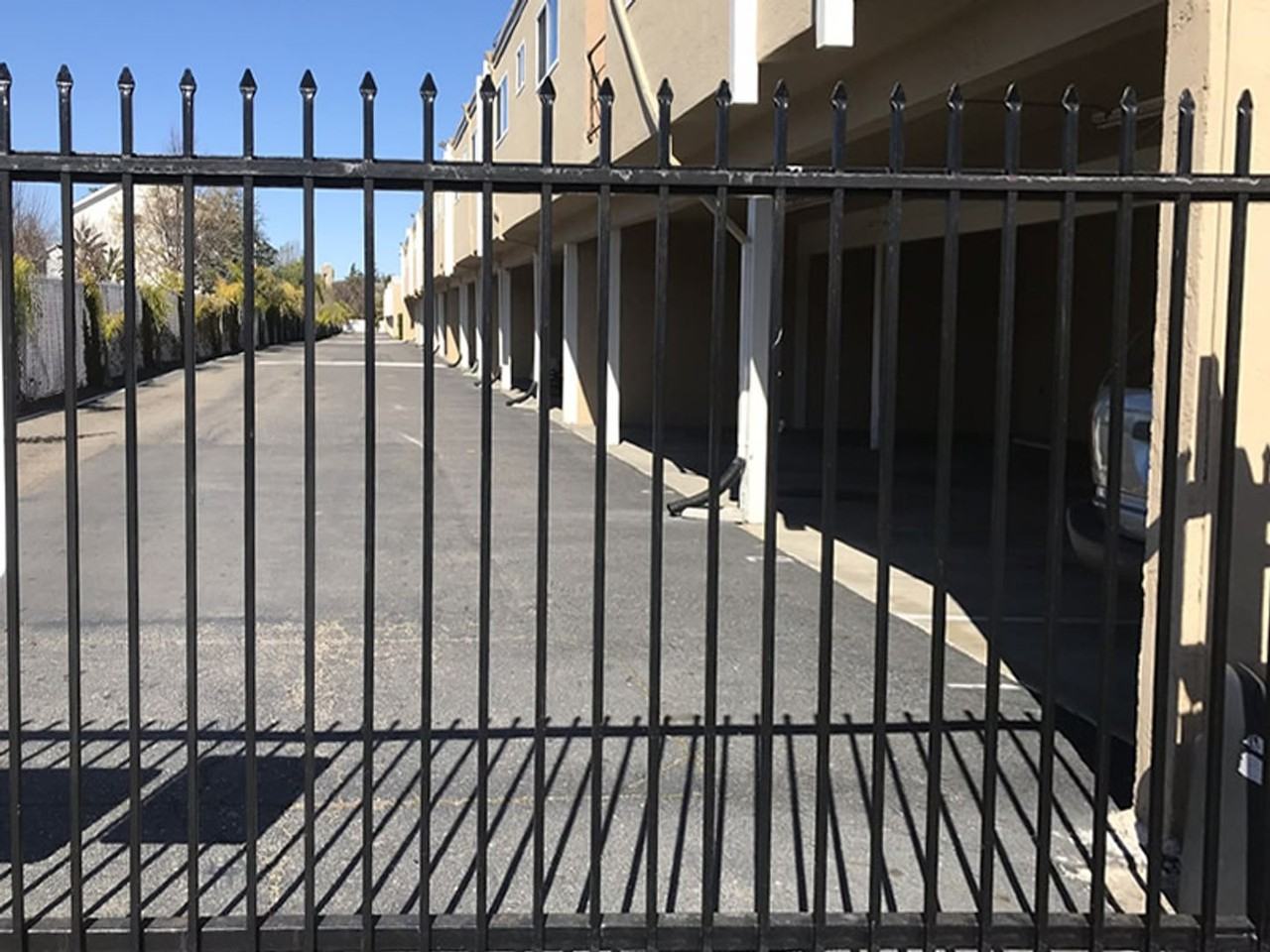 ALAMEDA PARK APARTMENTS - Photo 5 of 50