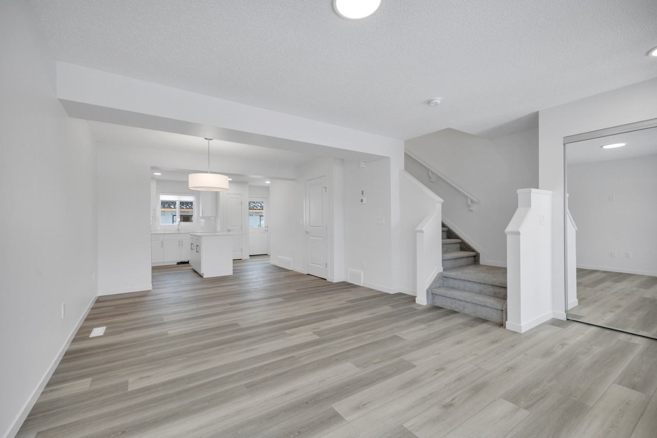 #2 - 1235 Keswick Drive SW - Photo 6 of 40