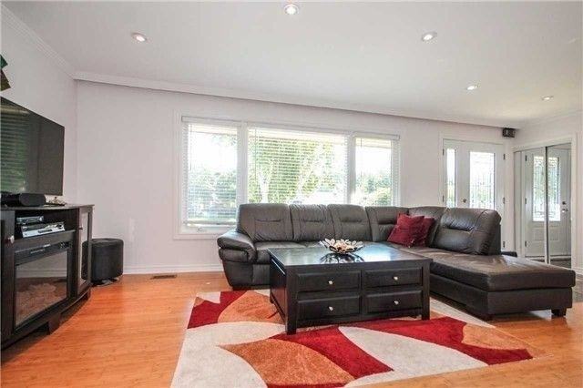 1306 Gainsborough Drive - Photo 2 of 12