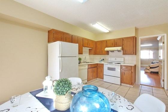 7222 Pandora Street - Photo 7 of 17