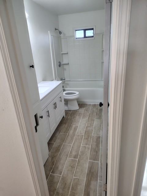 2502 Sabine St #1 - Photo 3 of 4