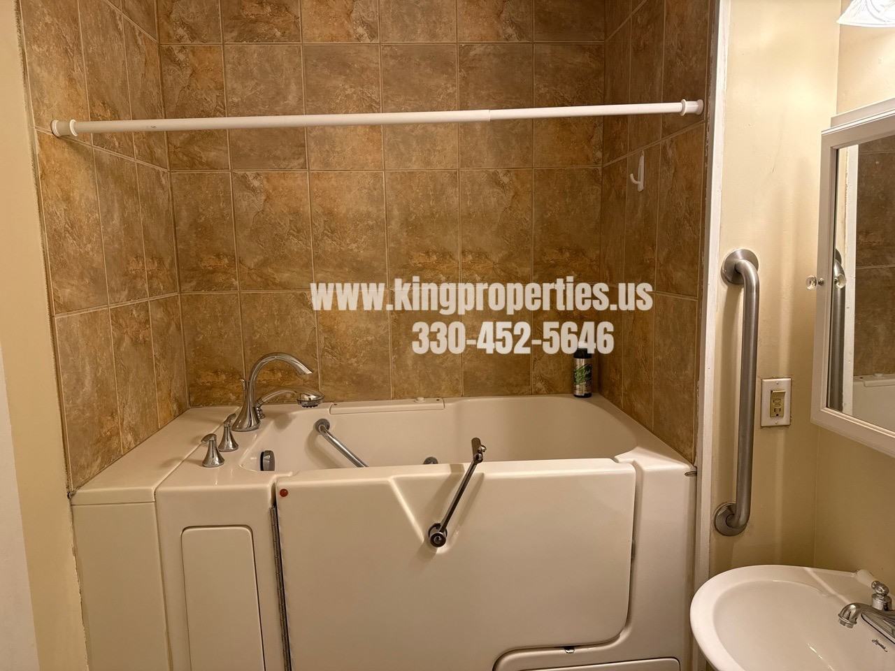 1325 12th St Nw #1 - Photo 4 of 9