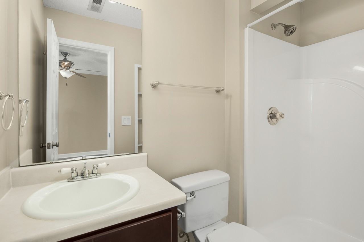 105 Pine Cone Dr #1 - Photo 5 of 9