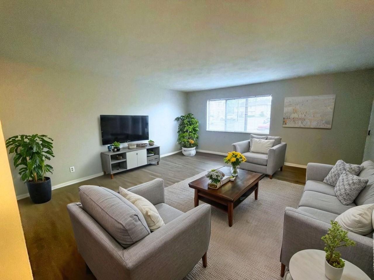 720 W Centennial Ave - Photo 3 of 7