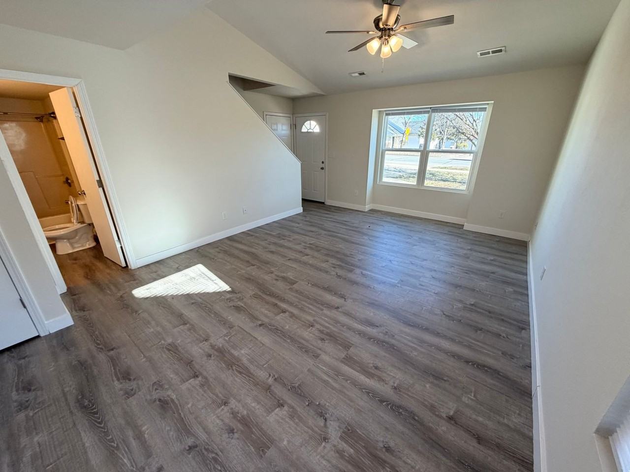 1701 Hanover Blvd - Photo 3 of 32