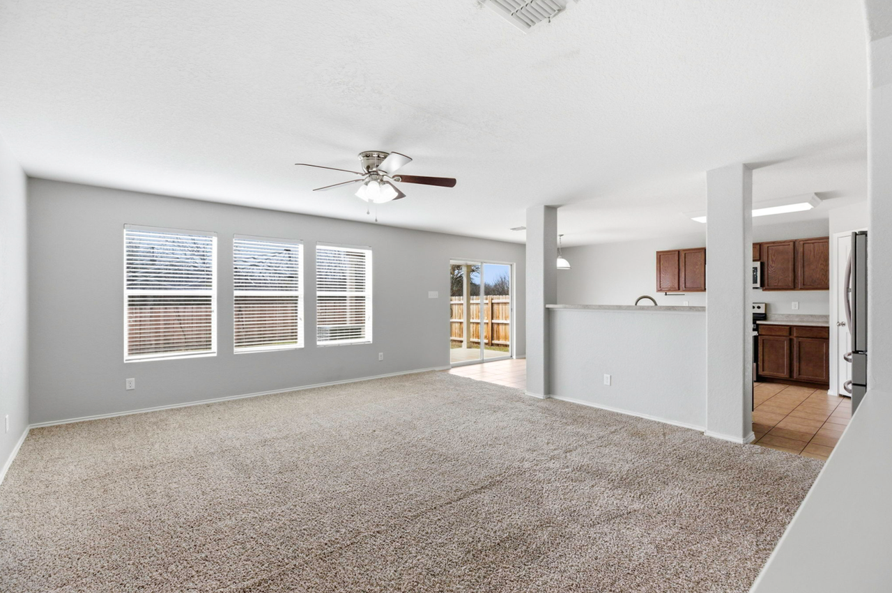 12114 Mountain Pne #1 - Photo 6 of 24