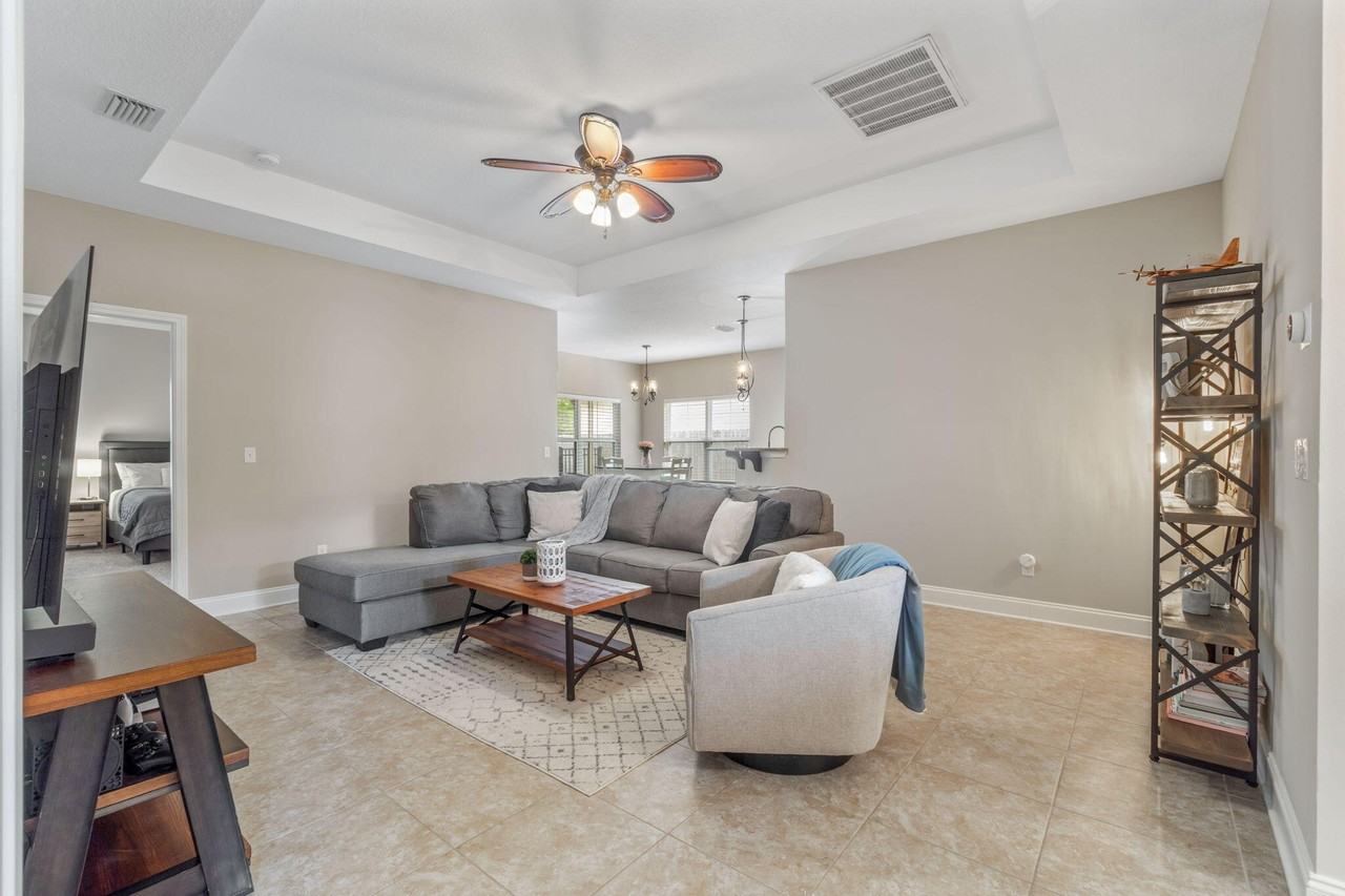 2208 Tom St #1 - Photo 3 of 10