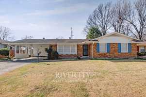 featured image of 3751 Charles Dr #1