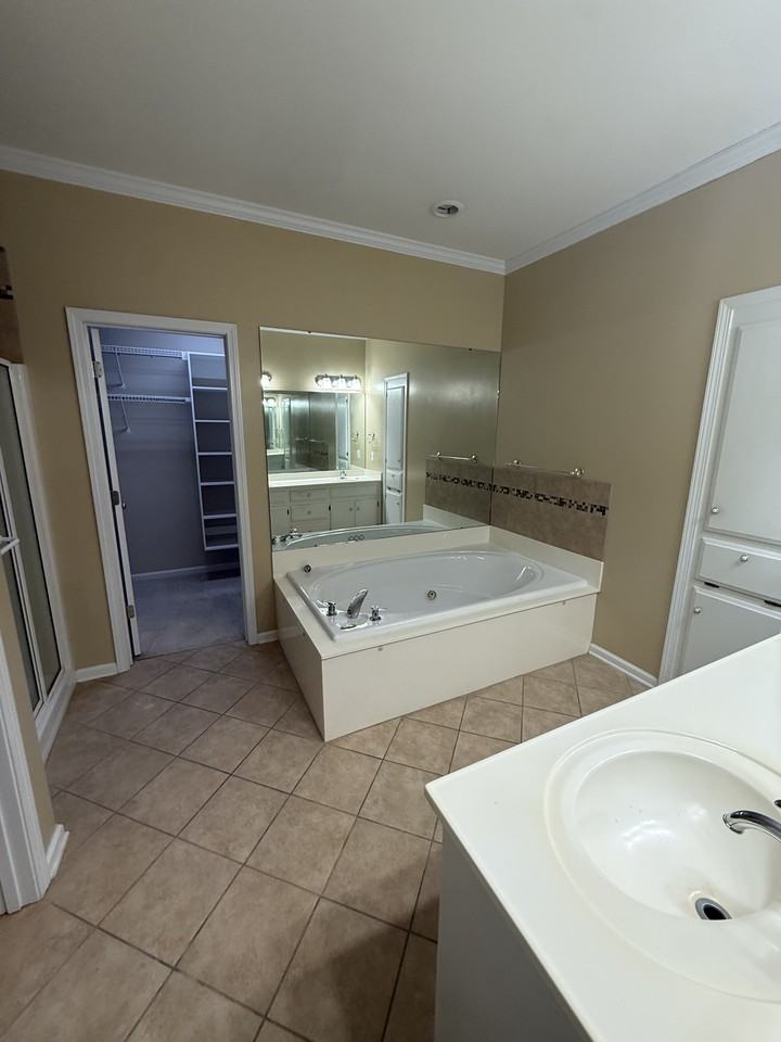 125 Muirfield Ln #1 - Photo 7 of 21