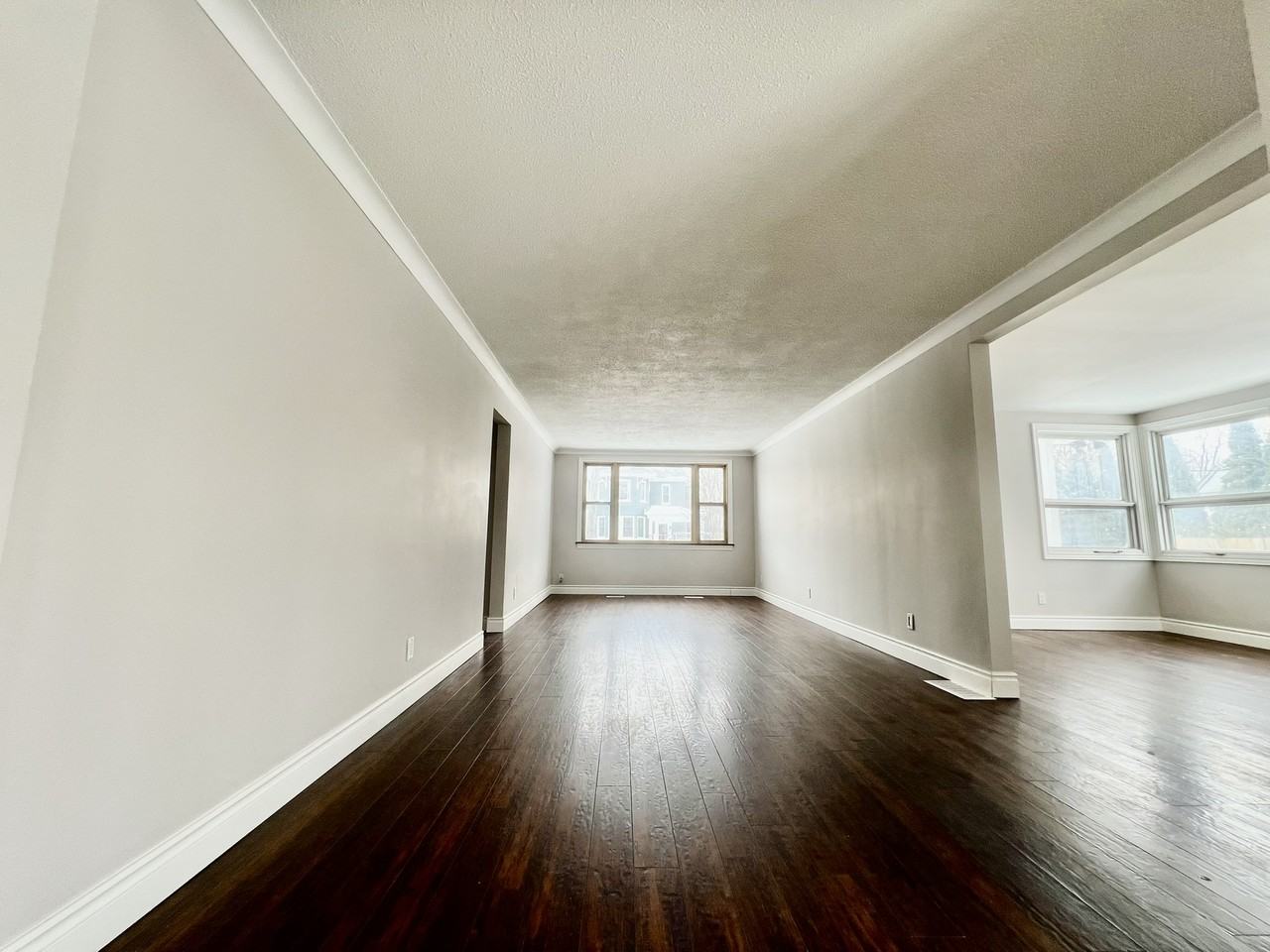 112 Cross St Lowr - Photo 2 of 26