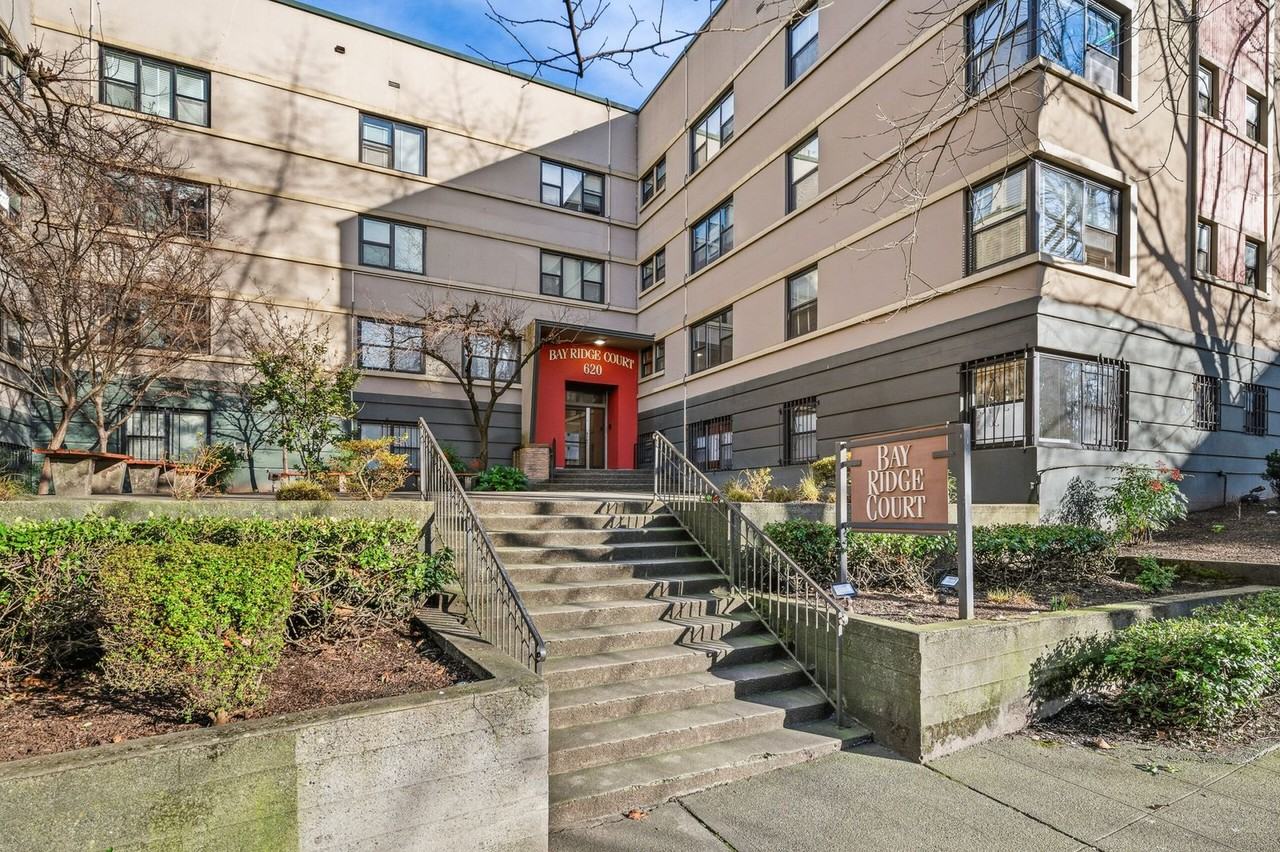 Bay Ridge Court (Cobblestone Court) Apartments - 620 620 8th Ave - 804 ...