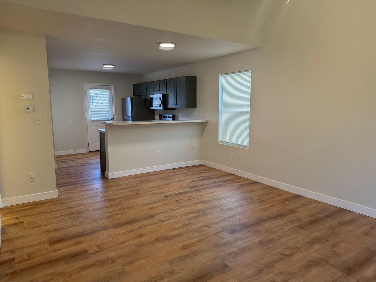 1703 Hanover Blvd - Photo 7 of 32