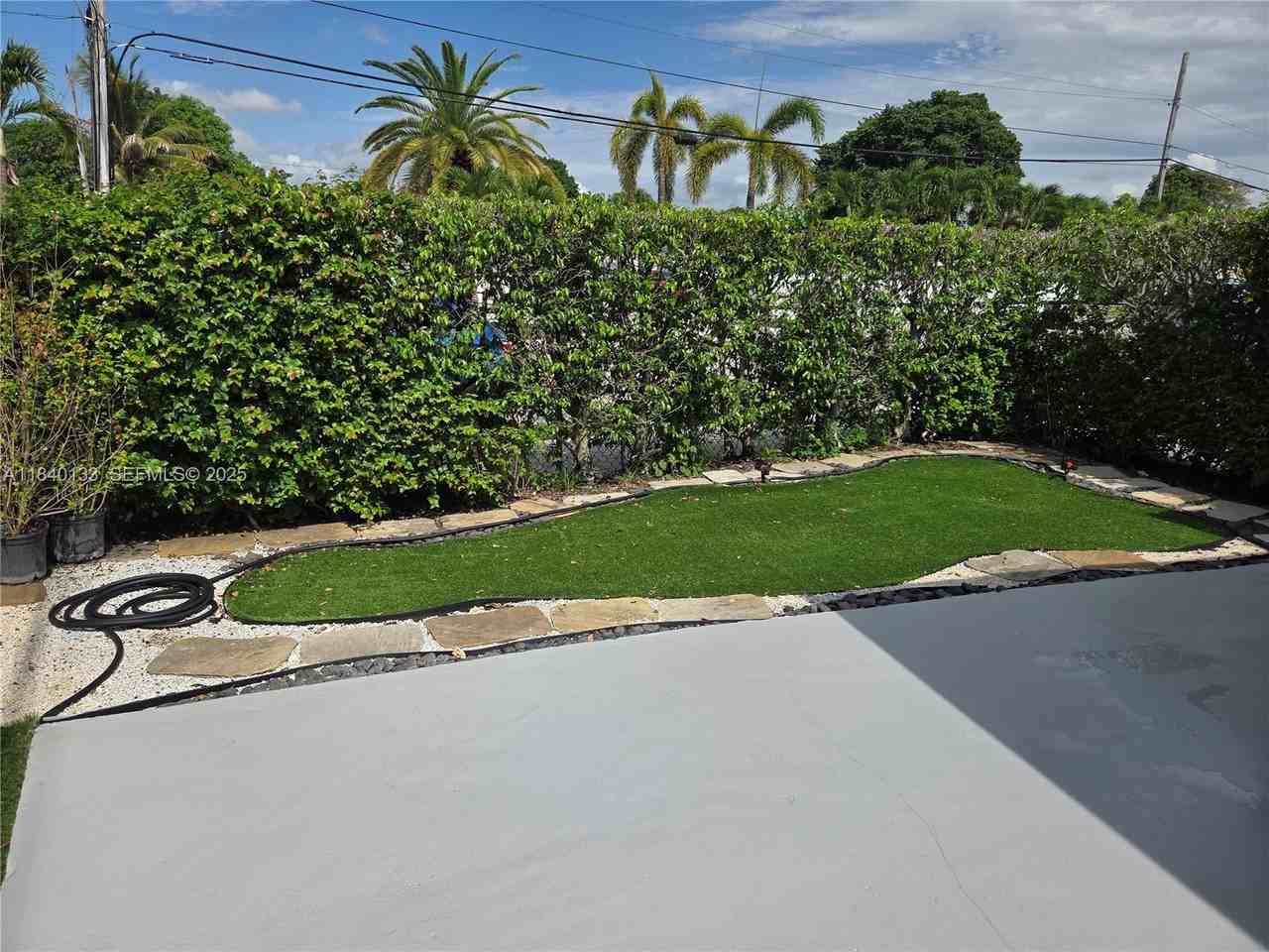 5451 East 2nd Avenue - Photo 5 of 12