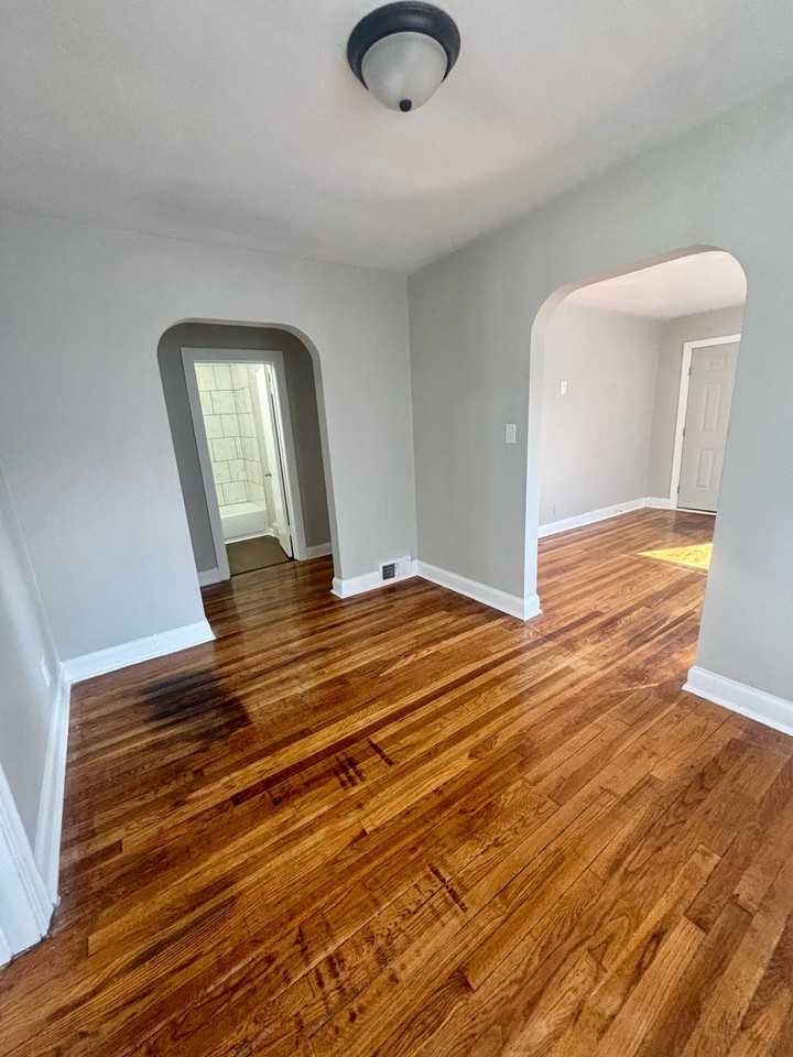 328 Cecil Ave #1 - Photo 5 of 11