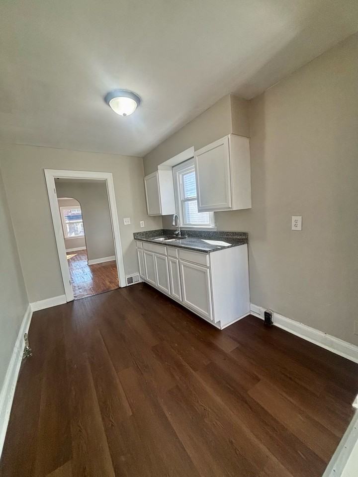 328 Cecil Ave #1 - Photo 7 of 11