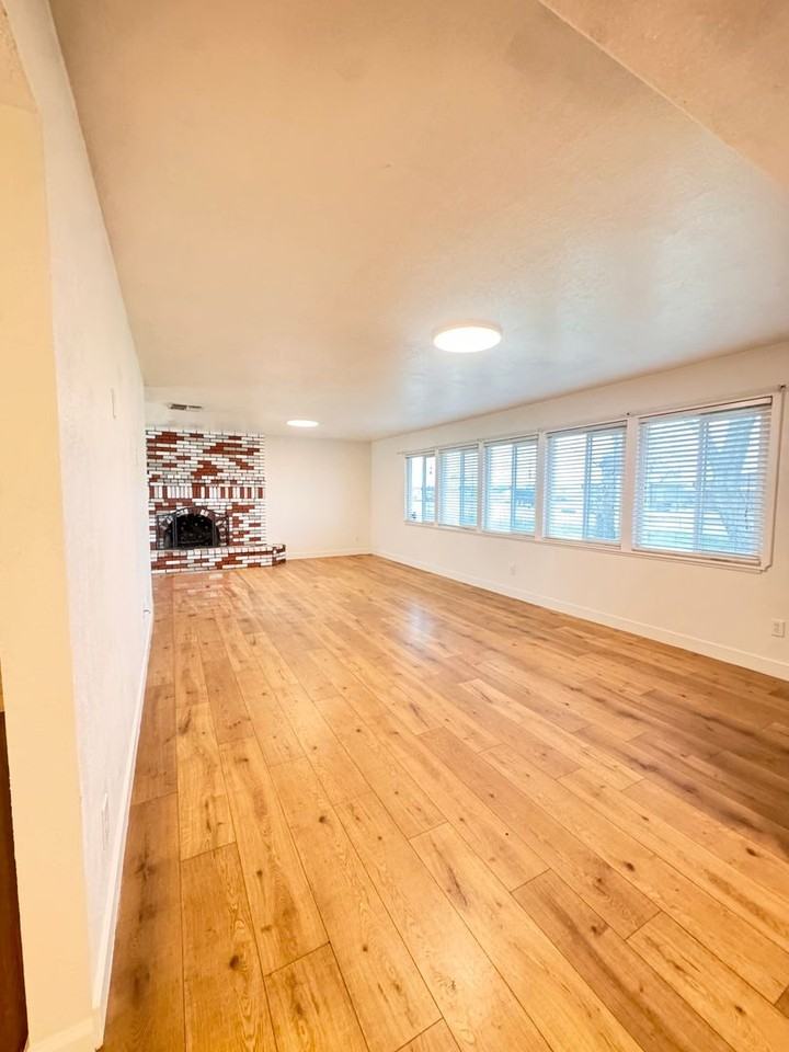 1856 Wegis Ave - Photo 5 of 22