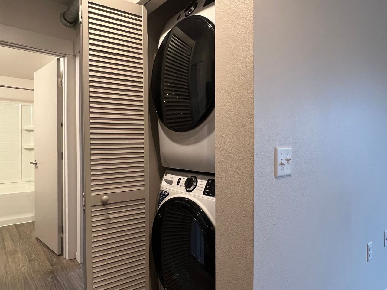 1026 W 1st St Unit D205 #D205 - Photo 6 of 10