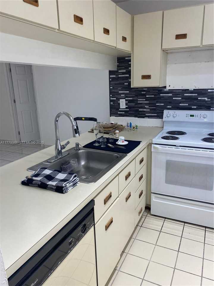 2720 West 63rd Place #203