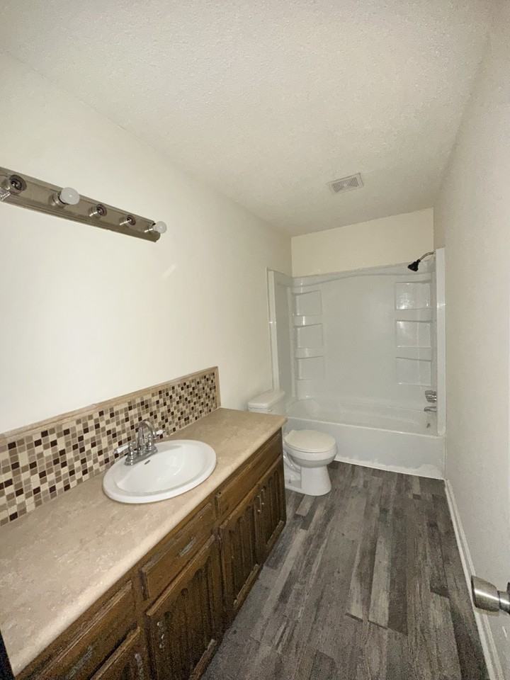 2508 Arcadia Pl #1 - Photo 5 of 12