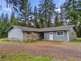 featured image of 39842 Burnside Loop