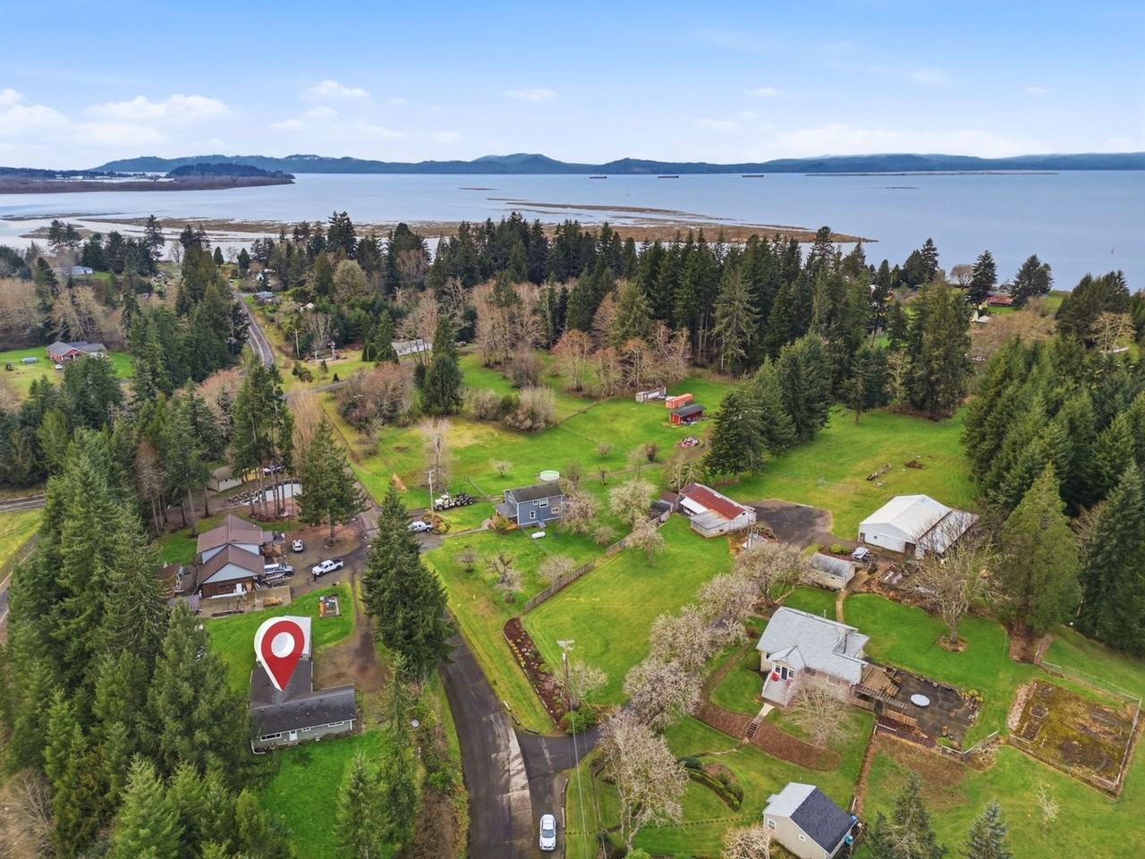 39842 Burnside Loop - Photo 2 of 28