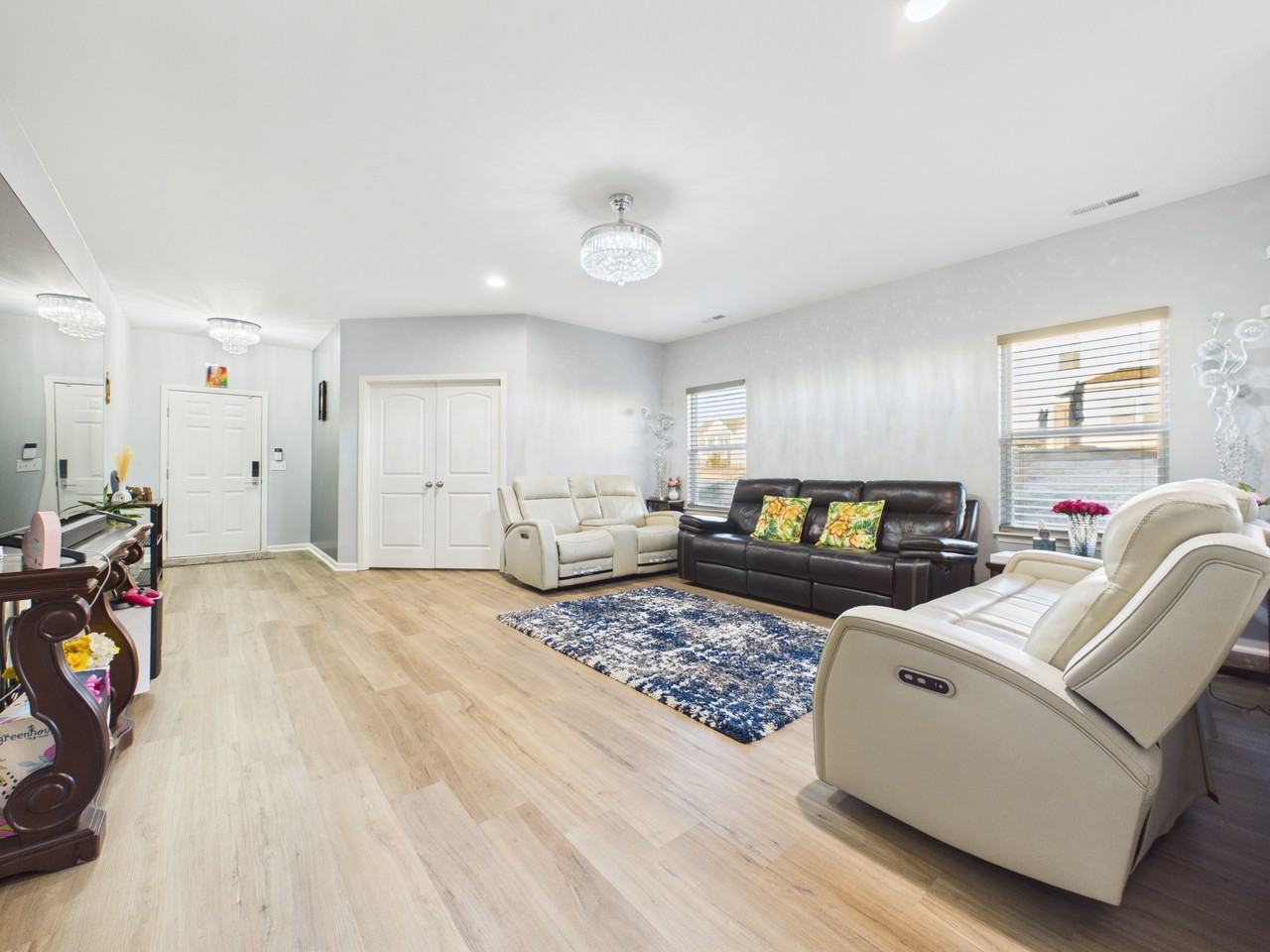 4111 Stockbrook Dr #1 - Photo 6 of 24