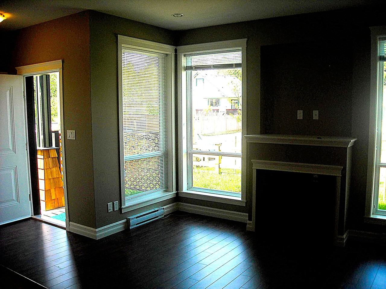 768 201- 768 8th St #201 - Photo 5 of 10