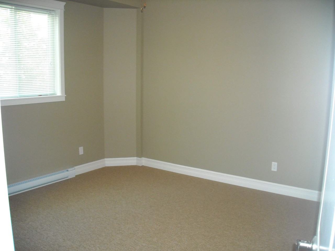 768 201- 768 8th St #201 - Photo 7 of 10