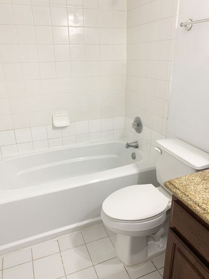 Gilbert - Photo 5 of 9