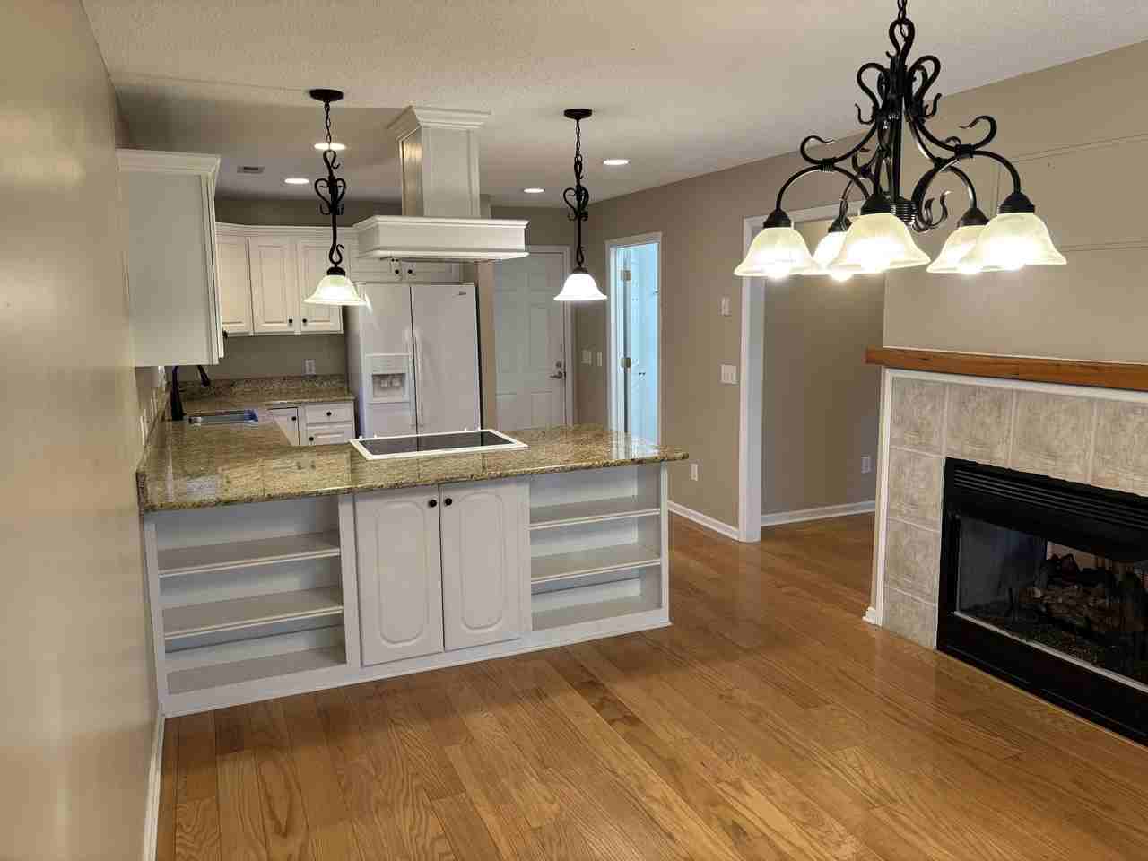 480 Spring Lake Dr #1 - Photo 6 of 27