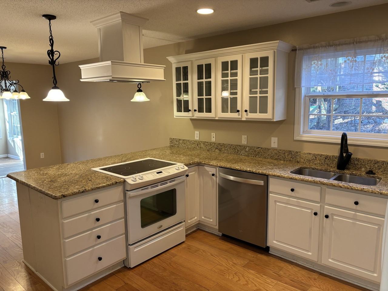 480 Spring Lake Dr #1 - Photo 7 of 27