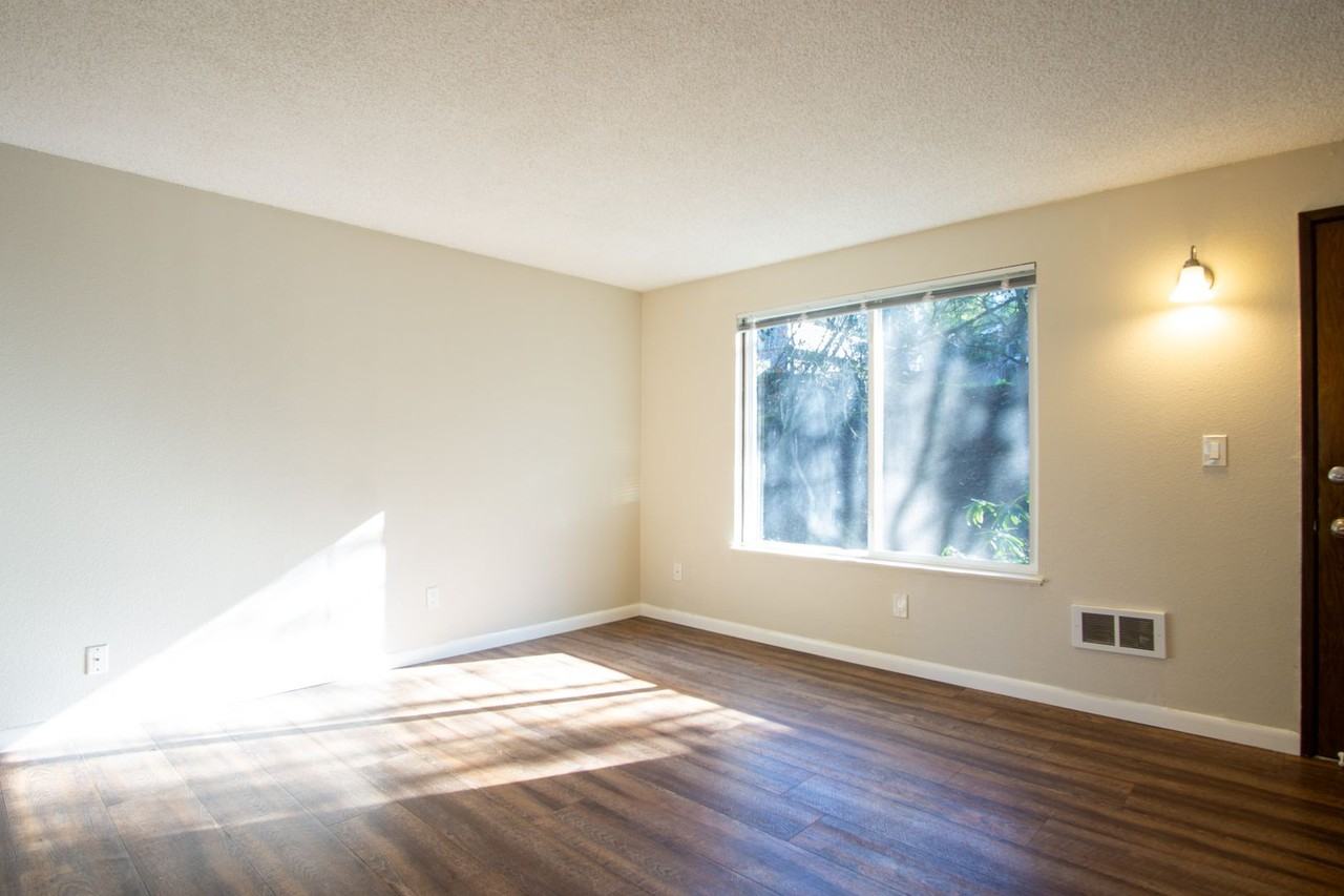 3912 Sw Multnomah Blvd - Photo 3 of 10