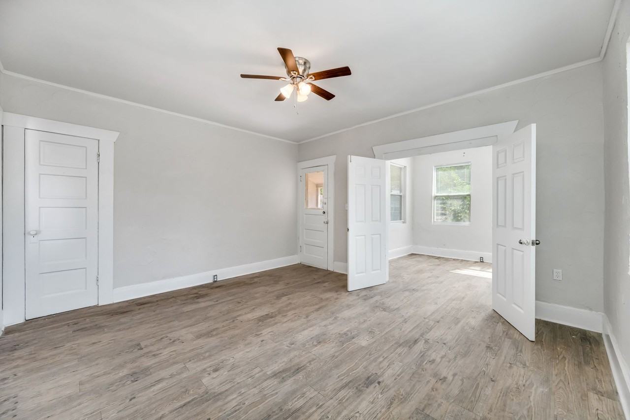 Beautiful, Newly Renovated 2/1 Apartment in Seminole Heights! - Photo 2 of 28