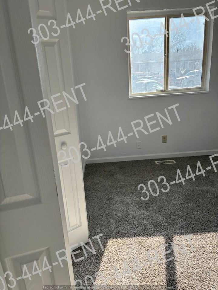 5545 Zion Ct - Photo 7 of 29