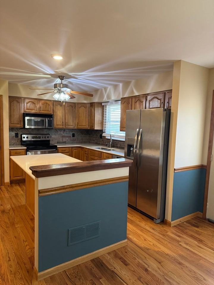 2513 Hillshire Dr - Photo 6 of 22