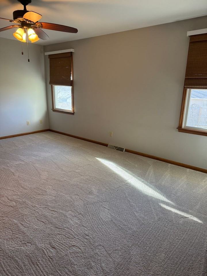 2513 Hillshire Dr - Photo 7 of 22