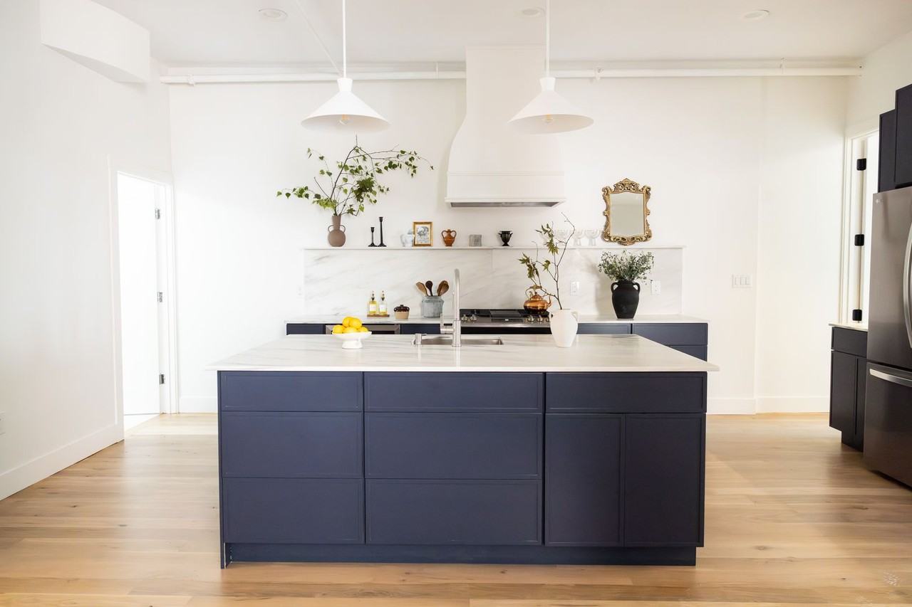 60-62 Trumbull Street - Photo 4 of 50