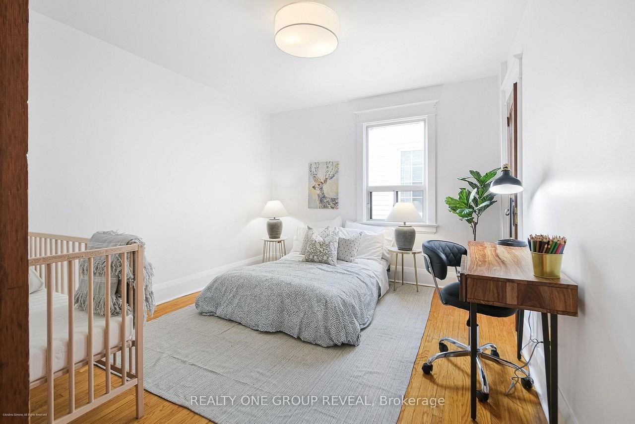 89 Strathmore Boulevard - Photo 6 of 11