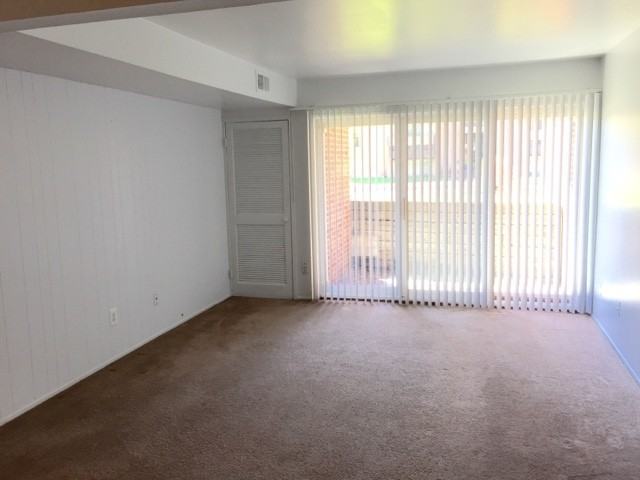 Ambassador West Apartments - Photo 7 of 18