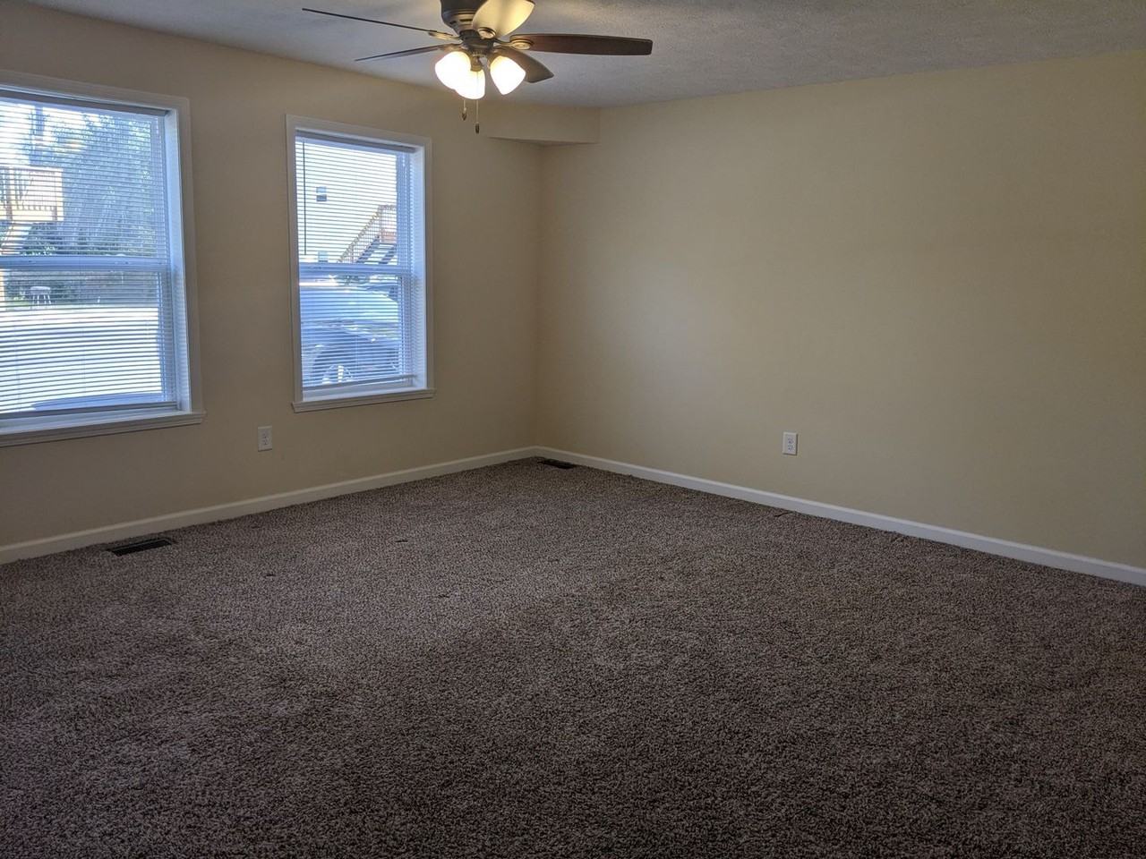 Woods of Noel Lane Apartments - Photo 6 of 14