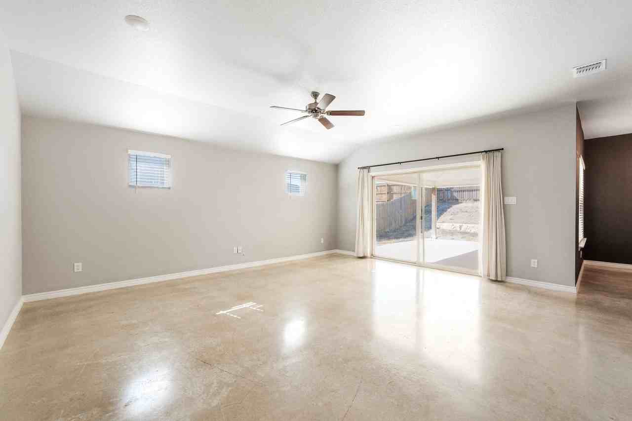 1649 Dryden Ave - Photo 2 of 18