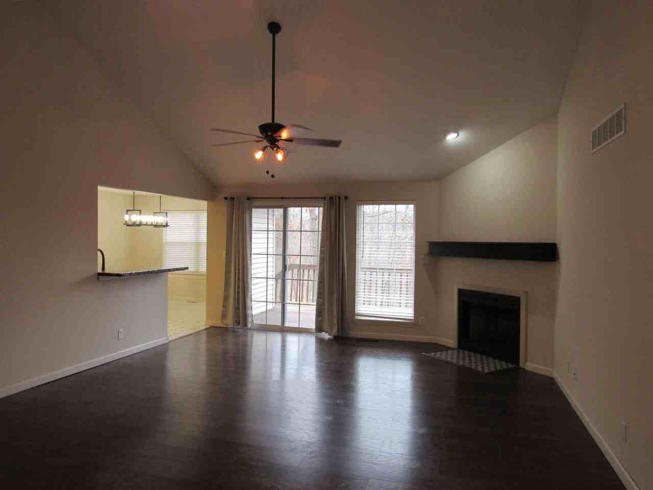 28 Goldenrod Rd - Photo 4 of 36