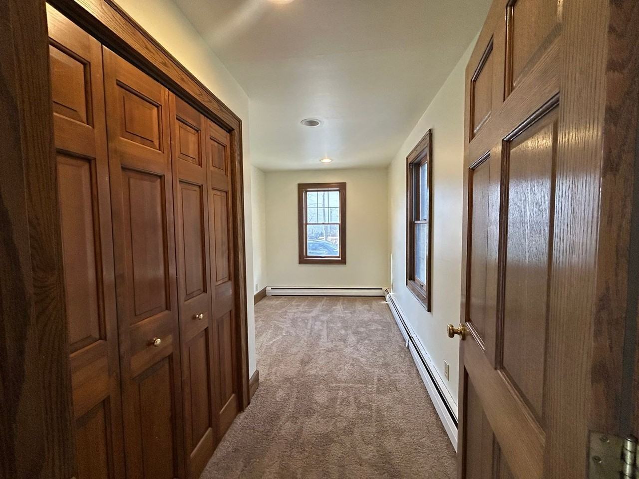 Mapleridge Apartments - Photo 5 of 36