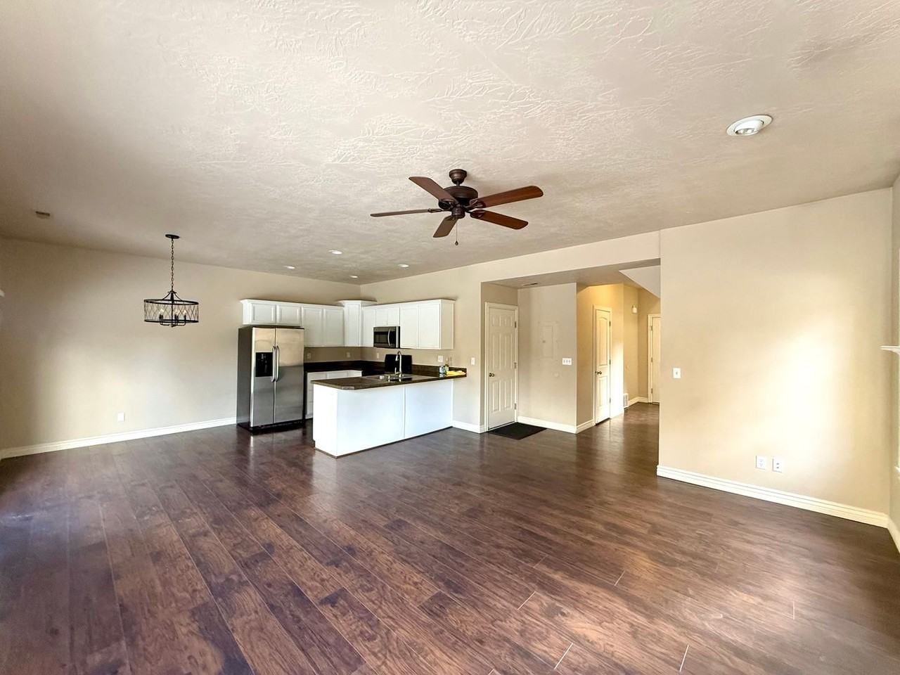 965 E 6795 S - Photo 6 of 38