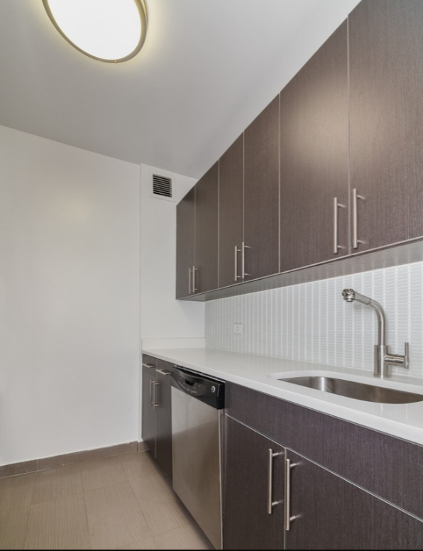 180 Water Street - Photo 3 of 6