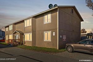 featured image of 330 N Bliss St