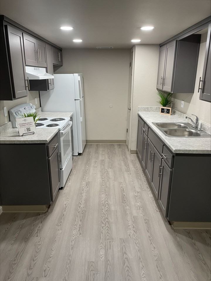 1200 County Line Rd - Photo 7 of 10