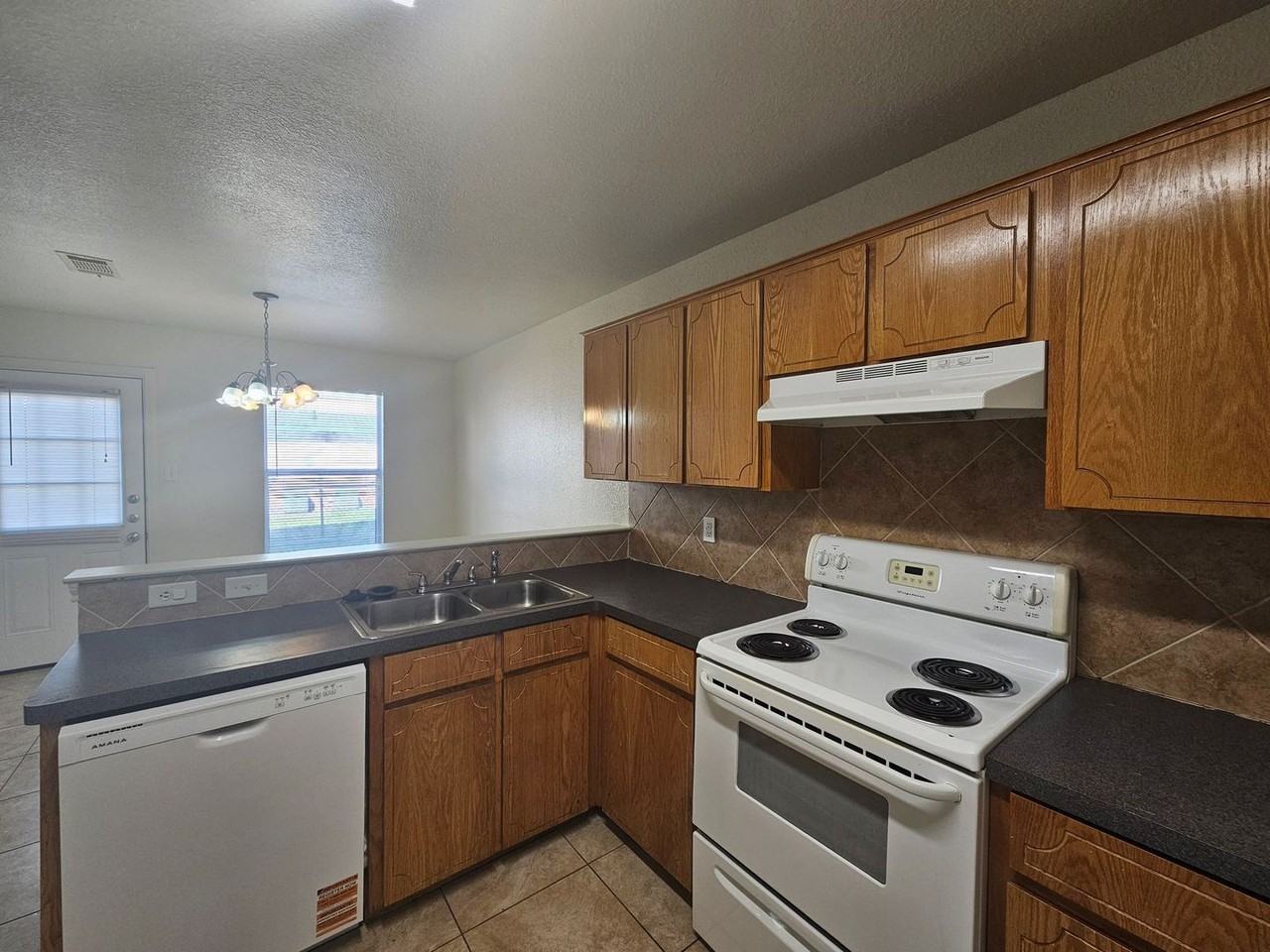 3209 Toledo Dr #A - Photo 7 of 17