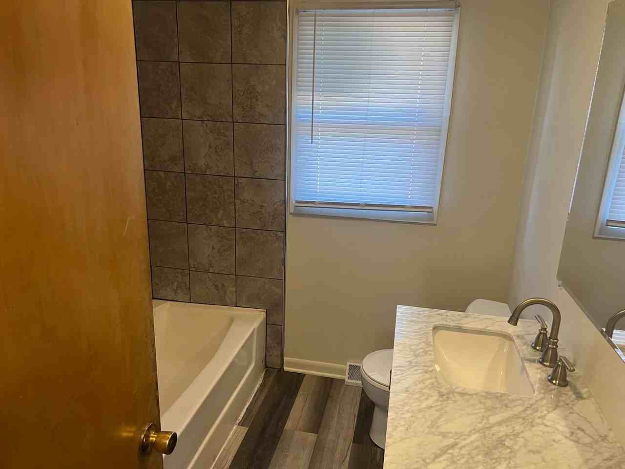 5079 Byers Rd - Photo 7 of 12